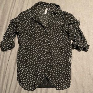 Black Patterned Blouse w/ Lace